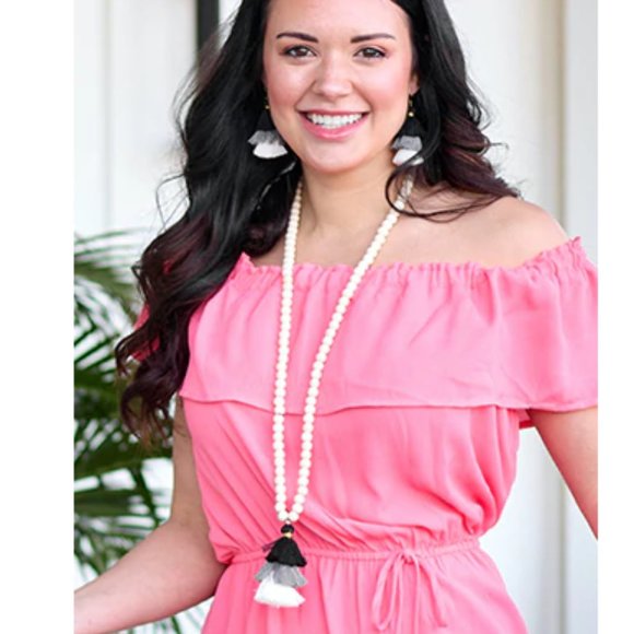 BNWT Initials Inc Wooden Tassel Necklace and Earing set. Color: Black Ombre - Picture 4 of 7